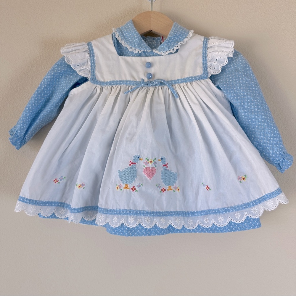 VTG Baby Pinafore Apron Dress with Embroidered Geese Lace Hearts Goose Peter Pan